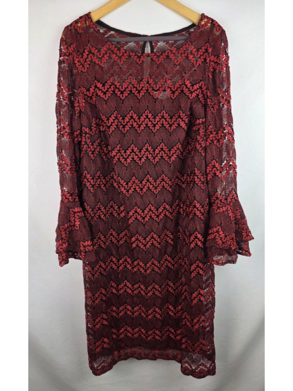 Dressbarn DB Women's Dress Size 18 Red & Black Lace Long Flared Sheer Sleeves